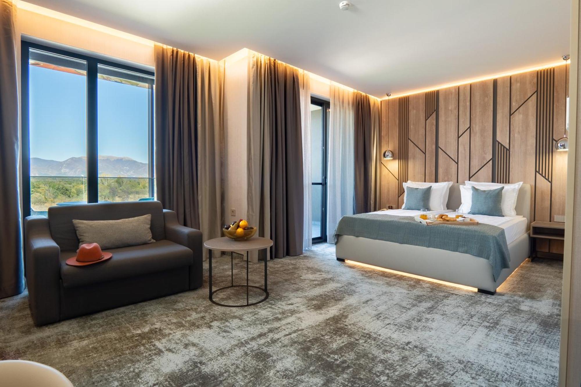 Atmosphere Balneo Hotel & Spa Павел-Баня Экстерьер фото